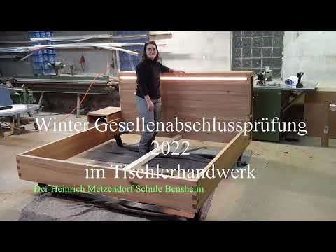 Mareike Kreider Gesellenstück Doppelbett aus Rüster