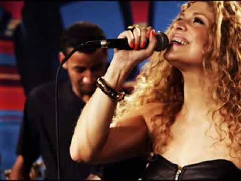 Adriana Ribeiro e Luiz Carlos (do Raça Negra) - Sempre Sou Eu.