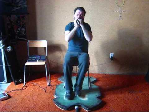 Gazelle Bleue -  André Daneau -   2009 - podorythmie - harmonica - folk urbain