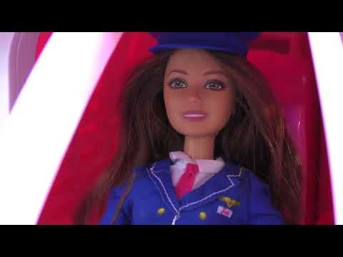AIRPLANE - ELSA toddler gets AIRSICK in Barbie's Plane - Travel Adventure - Vacation