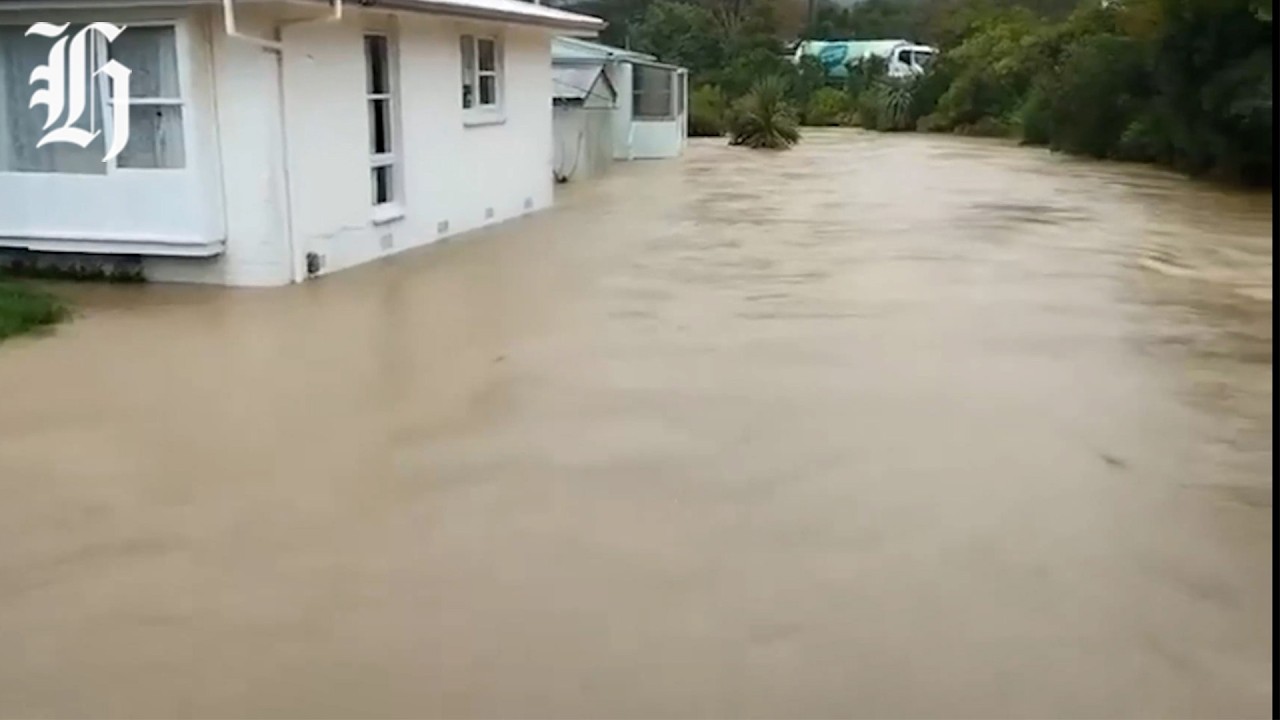 Couple describe floods at Lower Hutt home