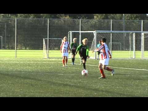 DUNO E1 herstelt zich in tweede helft bij Den Hoorn 2012.MPG