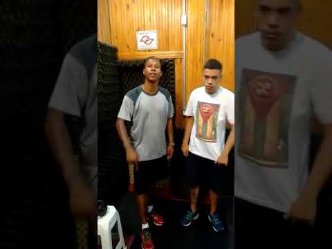 MC Paulinho RP & MC Nego John - Prévia Azera Blindado
