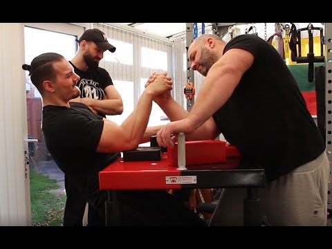 Armwrestling training -Mindaugas Dulskas with Adrian Popescu and Daniel Constantin