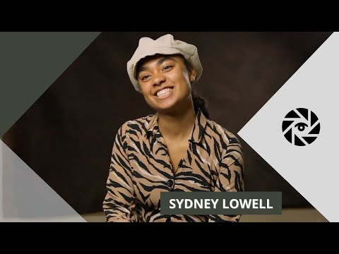 My kids's future will be bright, a moment with: Sydney Lowell (Part IV). Black & Dutch.