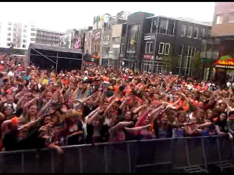 dj franky b ALMERE KONINGINNEDAG 2012