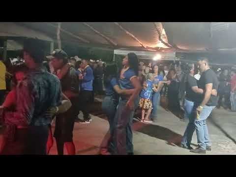 JANIO DO ARROCHA AO VIVO NO POVOADO QUEIMADA DE BAIANOPOLIS BAHIA. 