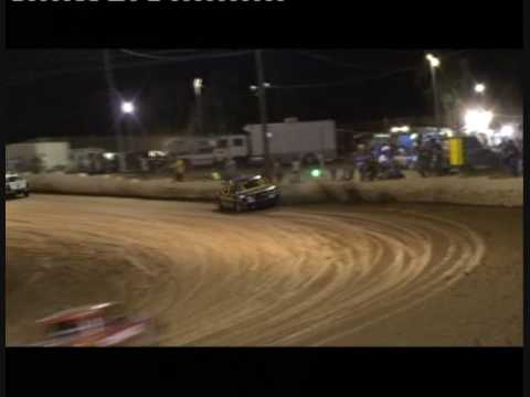 Sam Roza finds the Wall Gympie 21.11.09.wmv