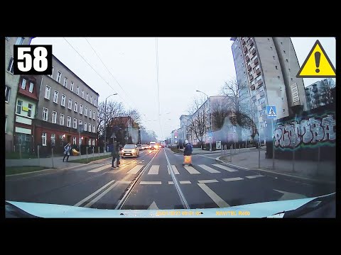 Staruszka za kierownicą