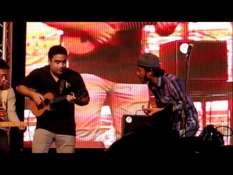 Singto Numchok & Kalei Gamiao "Hoo hoo" @Thailand Ukulele Festival 2012