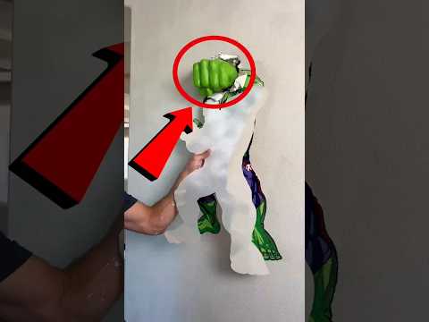 No creerás lo que hizo este tipo al dañar la pared de una casa recién construida