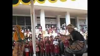 preview picture of video 'Paturay Tineung SDN PAKUWON IV DAN V Garut ( Upacara Adat )'