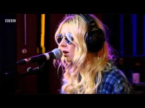 The Pretty Reckless Oasis Champagne Supernova BBC Radio 1 Live Lounge 2014