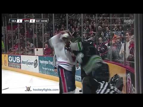 Connor Honey vs Steve Kuhn