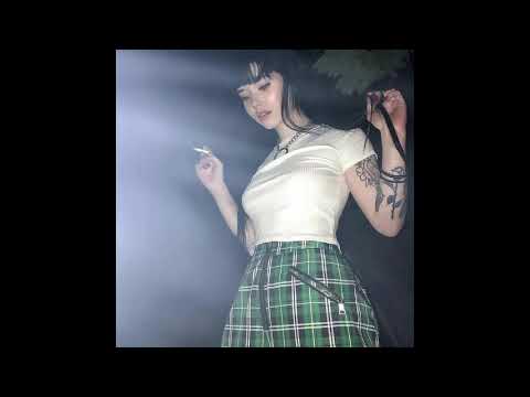 Day$okee - Red Runner feat. Axaero (prod splxtstxcs)