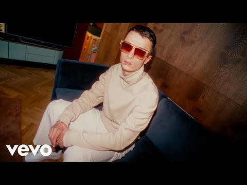 Młody West - Digital (Official Video)