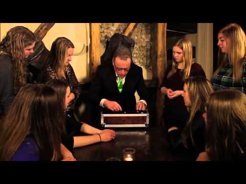 Solid cups routine by Leo Smetsers