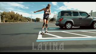 Latina Que Patina [Latina Roller Skater] | 4K