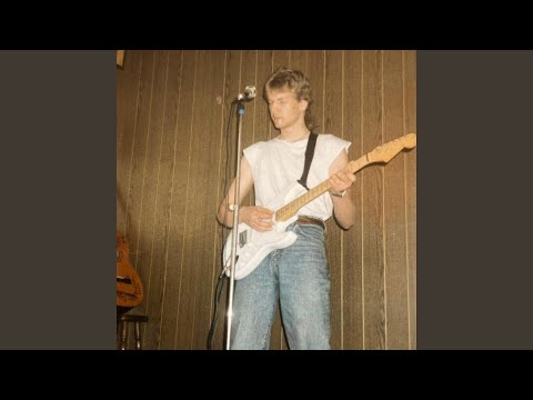 When I Pick Up My Old Guitar - Andi Rei