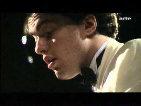 Evgeny Kissin, piano   Mussorgsky   Pictures at an ehibition