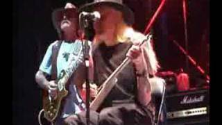 DICKEY BETTS & JOHNNY WINTER  JAM - PISTOIA BLUES 2008 ITALY