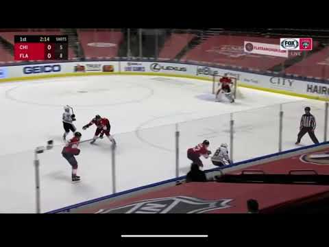 NHL SKILLS BREAKDOWN - Patrick Kane buys time and space