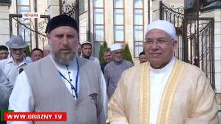 В Чечен-Ауле открылись мечеть и медресе