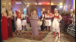 Download lagu Aferdita Demaku- keng dasmash- mp3 Download lagu Aferdita Demaku- keng dasmash- mp3