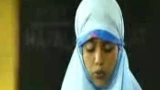 Download lagu Hafalan shalat Delisa (2011)(Gelombang tsunami Aceh)(26 Desember 2004) editor mp3