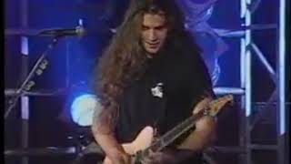 Download lagu Triumph & Sebastian Bach at the Q107 Rock Awards 1993 mp3