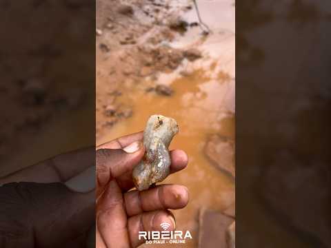 Achei que era Diamante #nordeste #garimpo #cristais