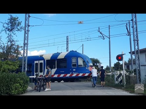 Passaggio a Livello - Oriago - Via Verona / Railroad Crossing / Railway Crossing