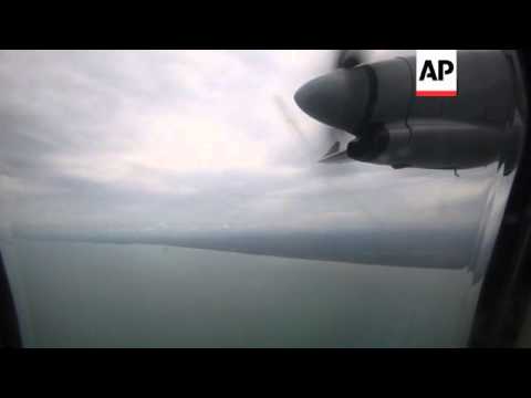 Indonesian investigators say the French co-pilot of crashed AirAsia Flight 8501 was in control when