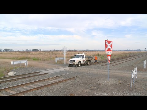 ARTC Hi-Rail Toyota Landcruiser Utility Vehicle "AR-125" (12/5/2022) - PoathTV Australian Trains