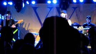 Sloan - C&#39;mon C&#39;mon (We&#39;re Gonna Get It Started) 6-30-2011