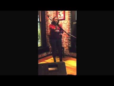 Toia Jones from the Voice singing Whitney Houston (I Will Always Love You)