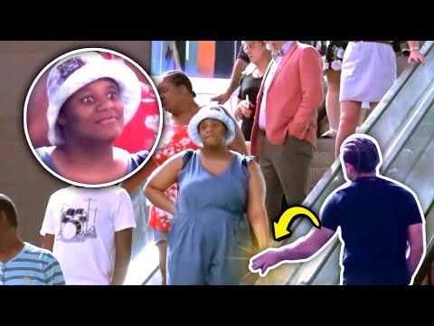 HAND TOUCHING ON ESCALATOR PRANK IN LAS VEGAS! (EpicFiveTV)