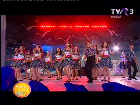 Iuliana Oancea alaturi de Grupul Vivox - Trofeul Mamaia copiilor 2011