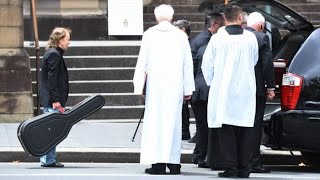 [Newsa] Malcolm Young Funeral