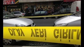 Sultangazi'de kuyumcu kuryesinin aracından yarım kilo altın çaldılar