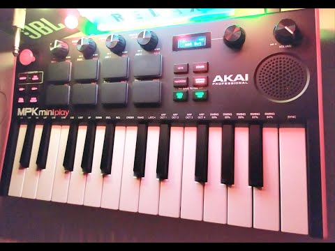 THE NEW AKAI MPK MINI PLAY MK3 - HOW IT WORKS... HOW TO USE IT - STANDALONE. A GUIDE.
