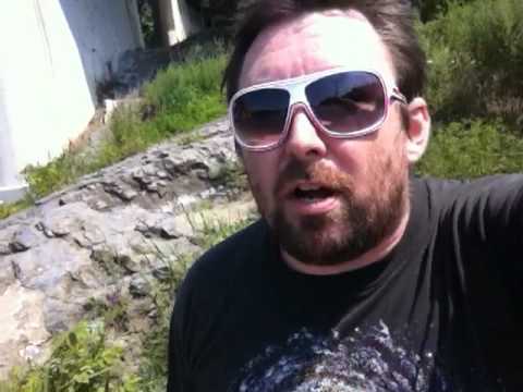 The Daily Woo - Day 39 - 8/9/2012 - Tri-State Crossroads