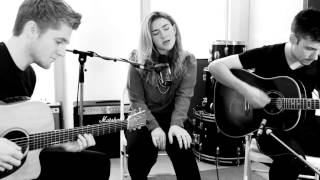 Giulia - Thinking Of You (Acoustic)