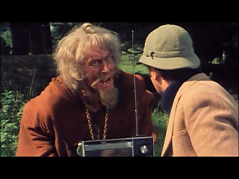 Catweazle Series - S02E03 The Heavenly Twins, 1280x720p HD upscaled stereo