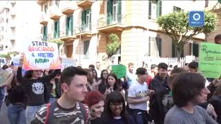 in-marcia-per-il-clima-avellino-si-riprende-il-suo-futuro