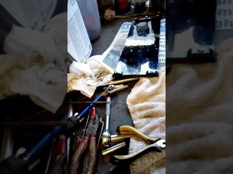 PART  2 )        Stuck bass buttons on a piano accordion