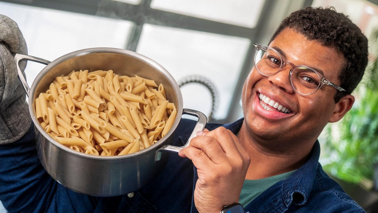 Stop pasta water from boiling over 🍝