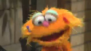 Sesame Street - Read Me a Story