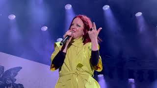 Garbage - When I Grow Up (Live @ Hollywood Bowl)