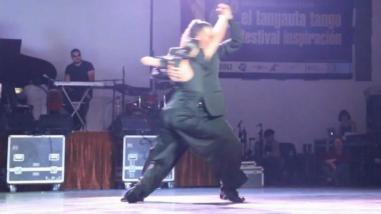 EDUARDO CAPUSSI Y MARIANA FLORES -16° Aniversario El Tangauta Festival Inspiracion
